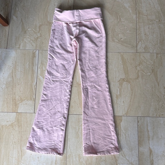 Aritzia Sunday Best Soft Pink Lounge Pants - Picture 4 of 4
